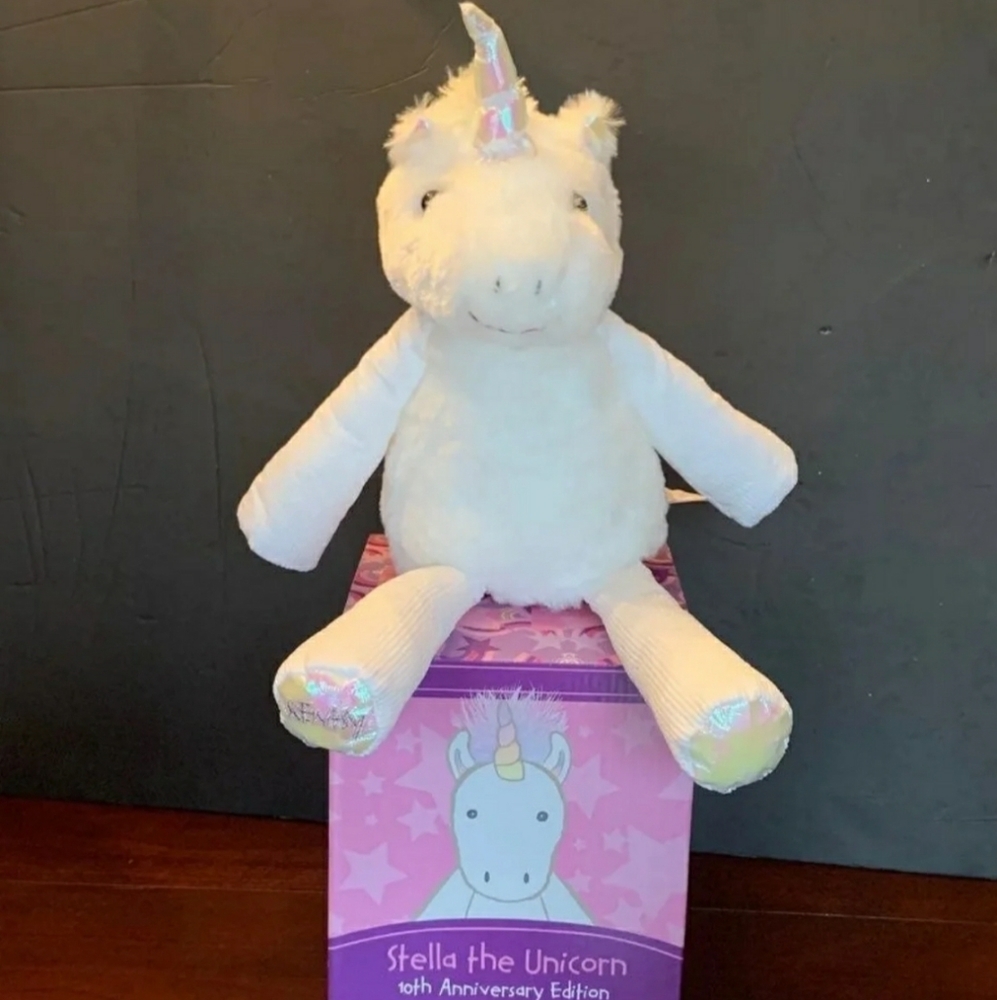 Stella Scentsy Buddy